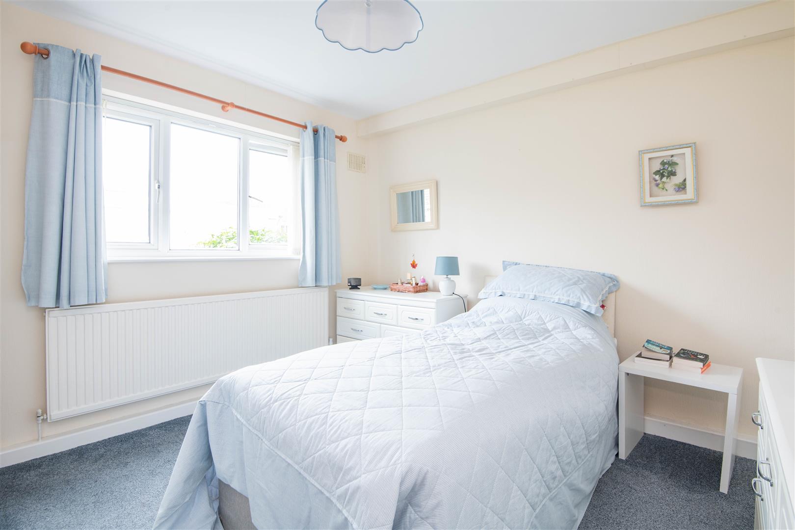 2 bed property in Slater Lane, Leyland